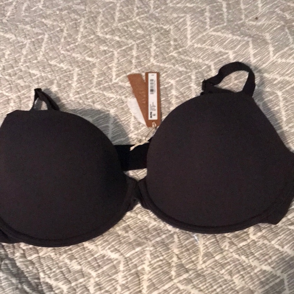 Fits everybody Black T-Shirt Bra - Smooth Padded Support